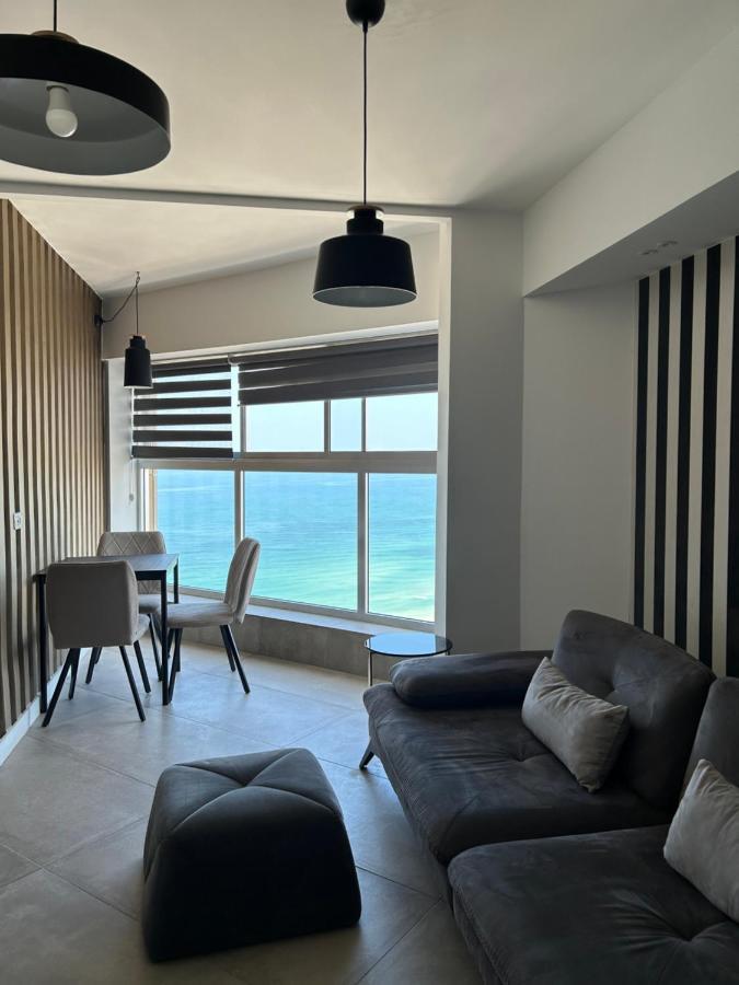 Beachfront Apartment 巴特亚姆 外观 照片